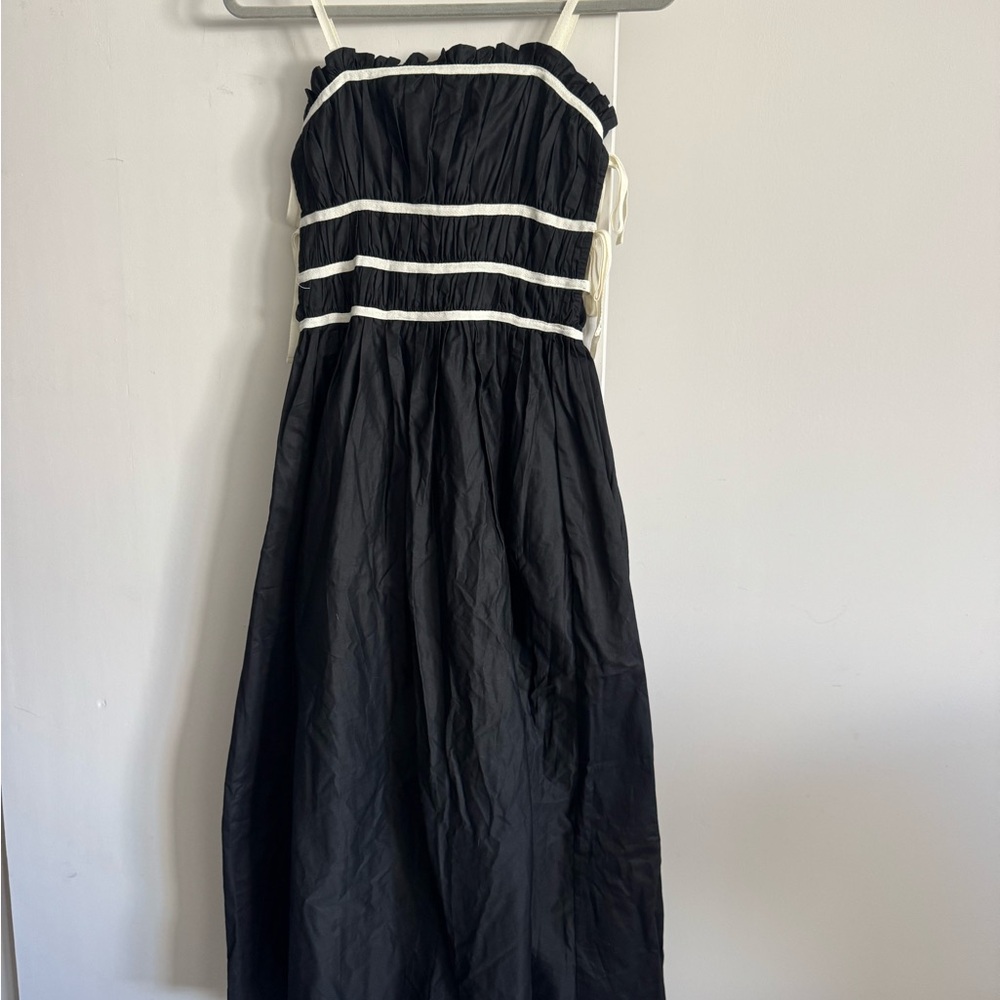 Chic Black and White Maxi Dress